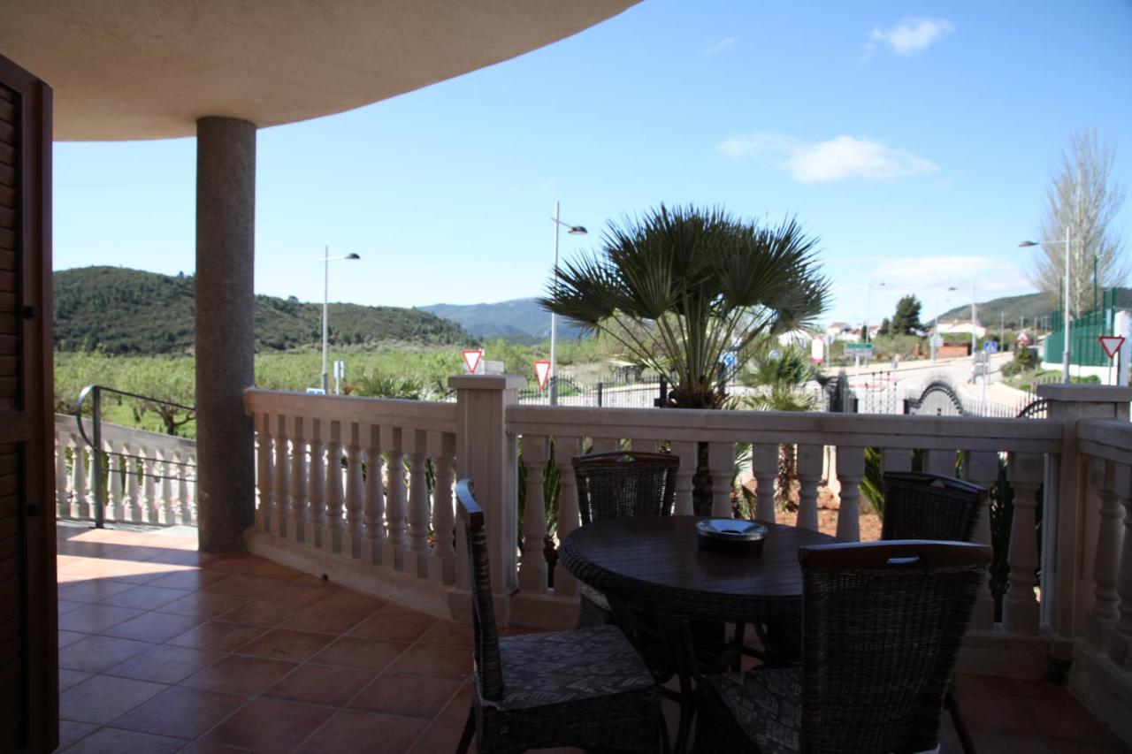 Casa Genes Chera Luaran gambar